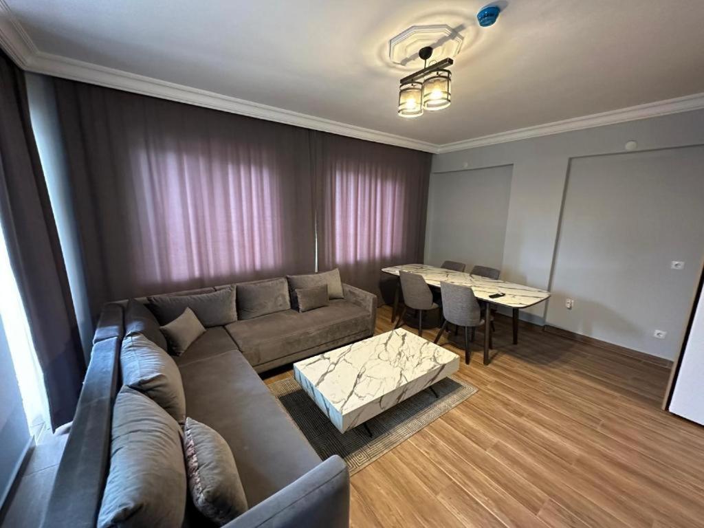 Lara'S Suite Antalya Exterior photo